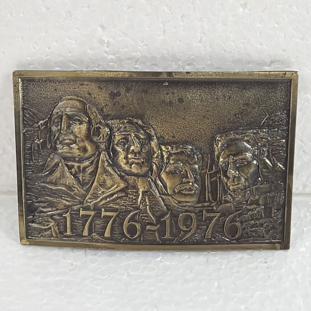 Vintage Mount Rushmore Bicentennial Belt Buckle 1776-1976 Lewis Buckle Co Brass